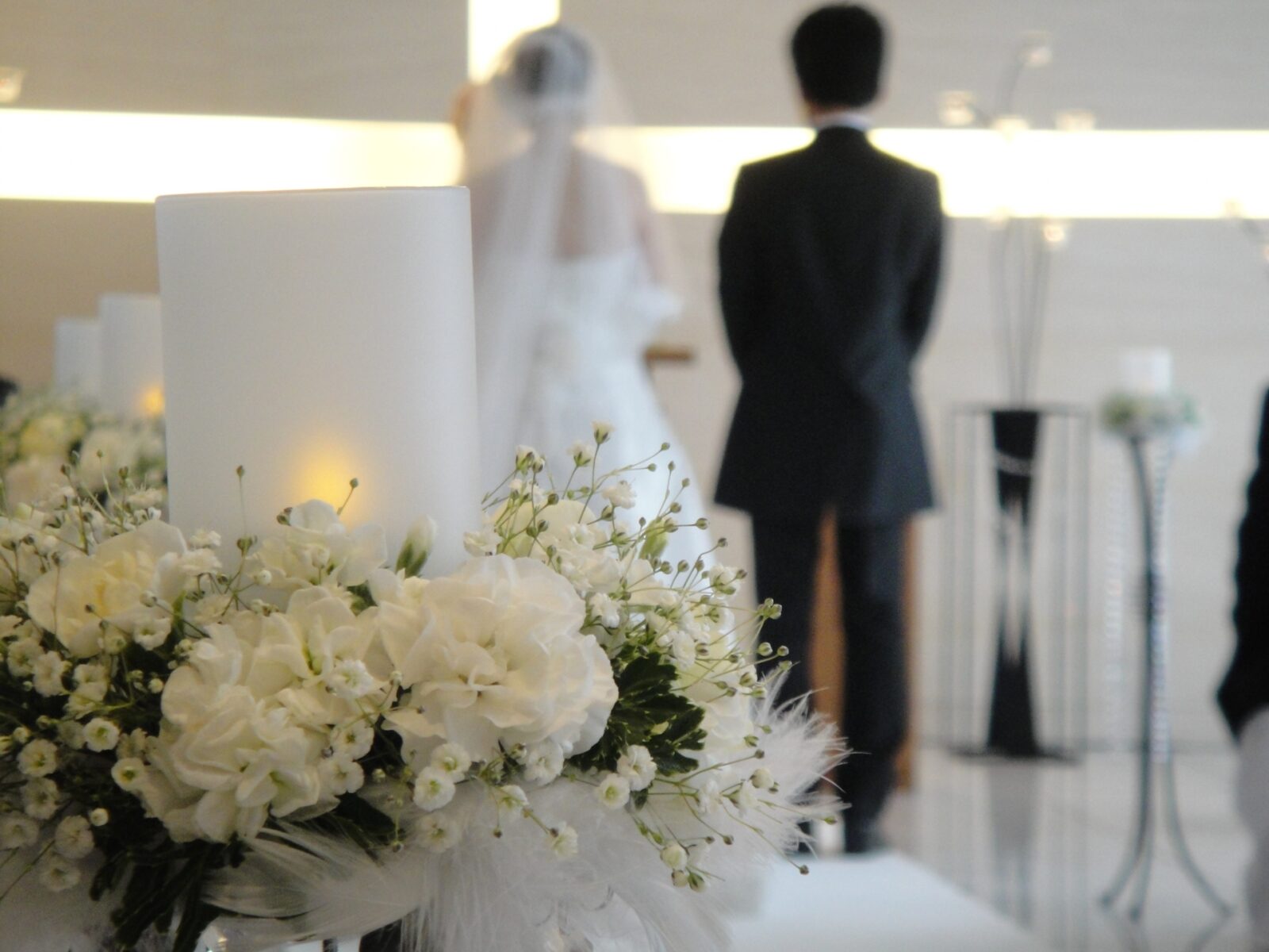 【今さら聞けない】結婚式の立ち位置の基本とスタイル別の違いのイメージ