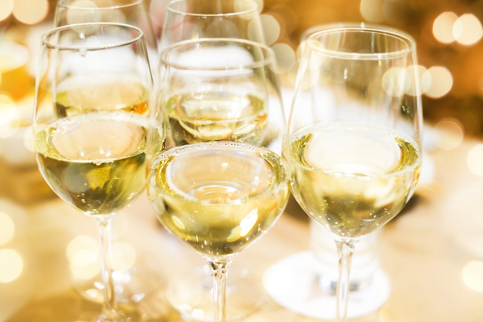 結婚式二次会の準備ガイド|ゲストも幹事も喜ぶ工夫と成功のポイントのイメージ