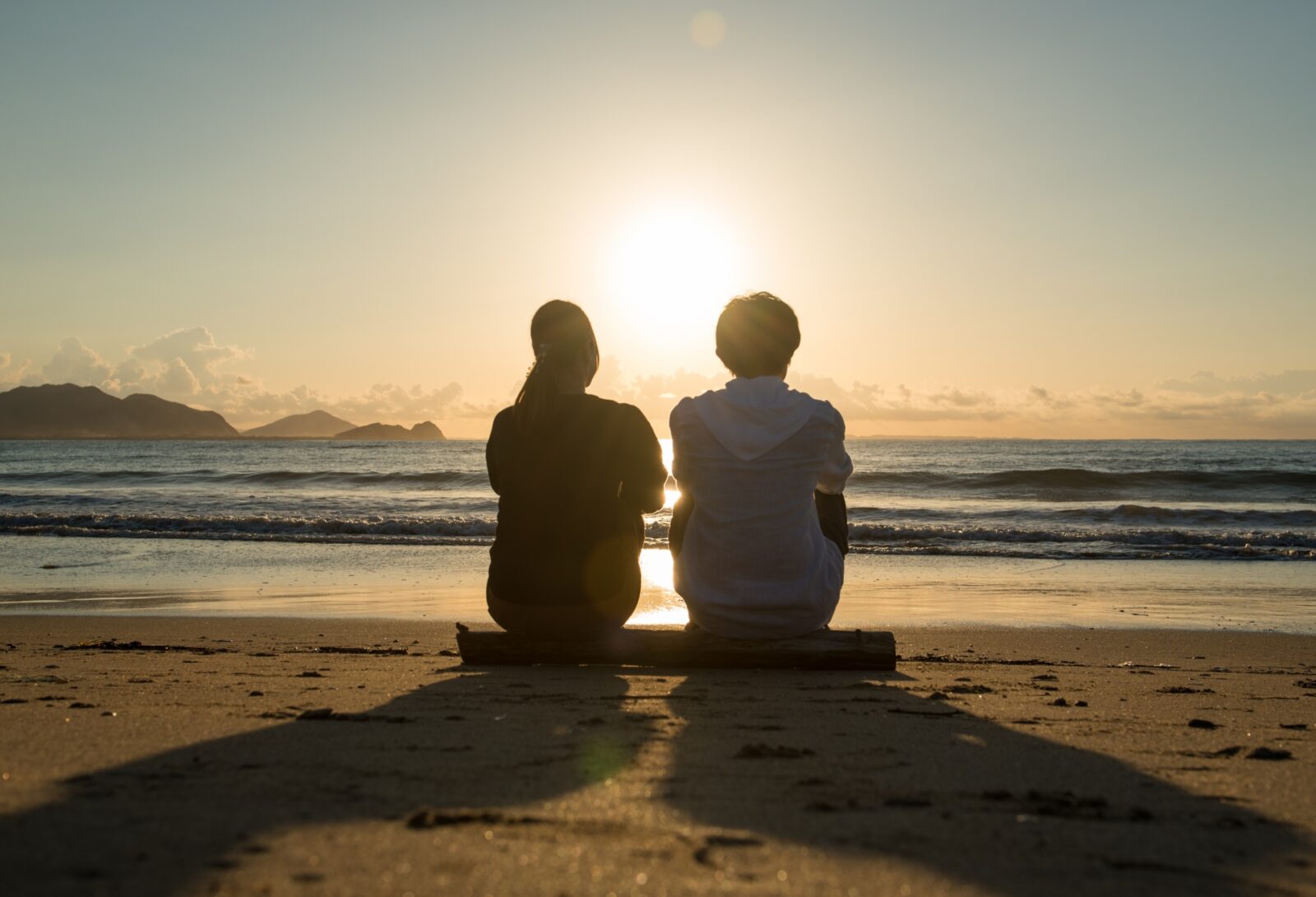 「あなたはいつも」は危険信号！夫婦関係の土台を固めるコミュニケーション術のイメージ