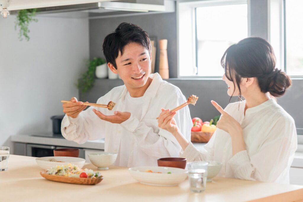 新婚太りはなぜ起こる?原因と対策を徹底解説|幸せ太りを防ぐコツのイメージ
