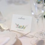 結婚式の席札メッセージは全員必要？例文と準備のコツのイメージ
