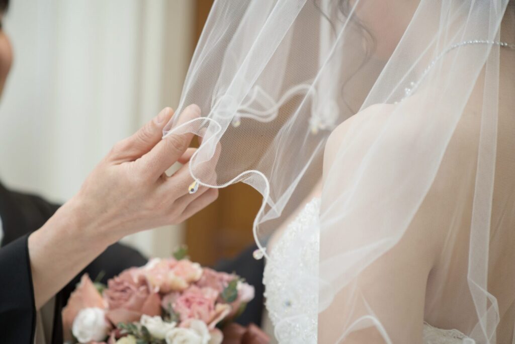 親への感謝を結婚式で伝える方法｜手紙以外も紹介