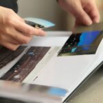 結婚式準備で昔の写真が見つからない時の探し方のイメージ